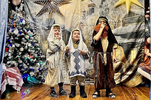 Детский рождественский праздник прошел в Казанском храме 